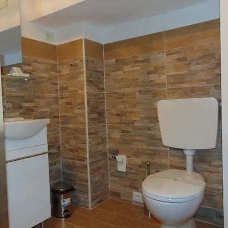 Nene House Rom